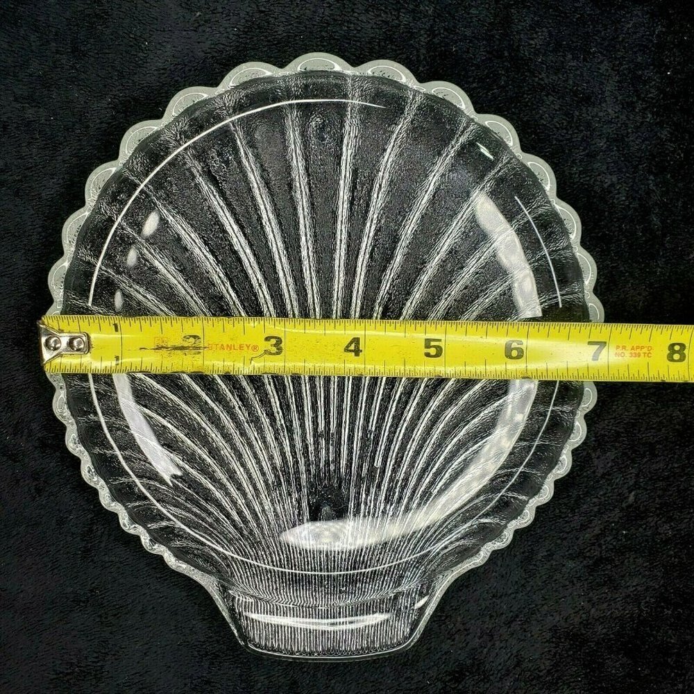 Anchor Hocking Shell Snack Plates Ribbed Clear - Picture 4 of 5